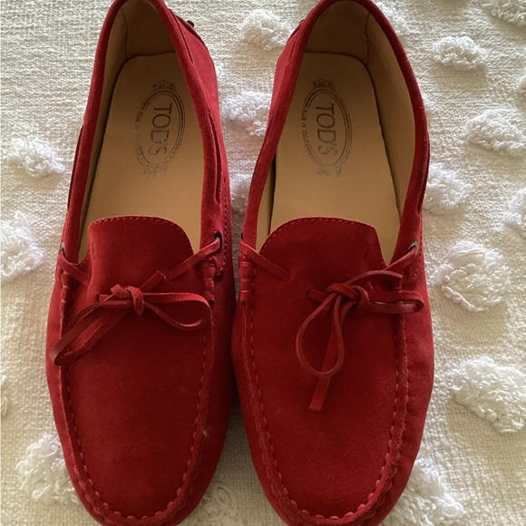 Tod's Shoes - Tod's Red Suede Bow-Accent Driving Loafers